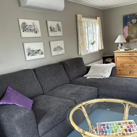 Holiday home Ingobert - 50m From The Sea In Ne Jutland By Interhome Hals
